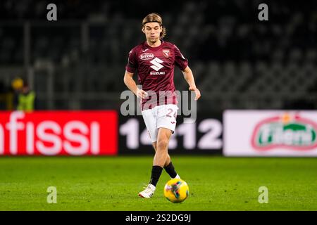 Torino, Italia. 5 gennaio 2025. Borna Sosa del Torino durante la partita di calcio di serie A tra Torino FC e Parma lo Stadio Olimpico grande Torino di Torino - 5 gennaio 2024. Sport - calcio ESCLUSIVO TORINO FC (foto di Fabio Ferrari/LaPresse) credito: LaPresse/Alamy Live News Foto Stock