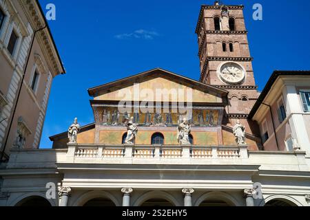 La chiesa mariana più antica di Roma, Santa Maria in Trastevere, quartiere Trastevere, Roma, regione Lazio, Italia Foto Stock