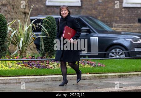 Londra, Regno Unito. 7 gennaio 2025. Jo Stevens, Segretario gallese, a Downing Street per una riunione del Gabinetto. Crediti: Karl Black/Alamy Live News Foto Stock