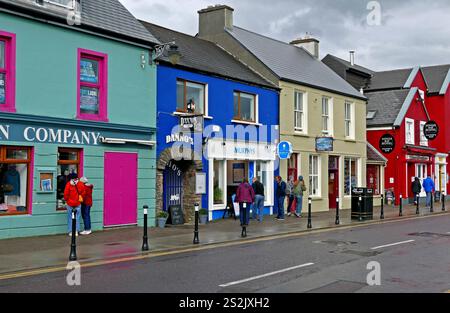 Main Street, Dingle, Kerry County, Munster province, Repubblica d’Irlanda, Europa Foto Stock