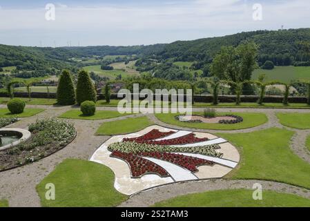 Giardino del castello di Langenburg, Jagsttal, Jagst, castello, giardino, garden, Hohenlohe, Germania, Europa Foto Stock