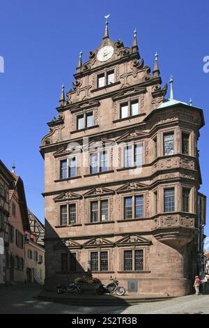 Vecchio municipio in stile manierista, Gernsbach, distretto di Rastatt, distretto amministrativo di Karlsruhe, Foresta Nera, Baden-Wuerttemberg, Germania, Europa Foto Stock