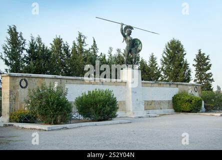 Monumento degli spartani e statua del re Leonida alle Termopili, Grecia Foto Stock