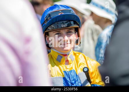 Qatar Goodwood Festival 2024 Day One - Jockey Hollie Doyle Foto Stock