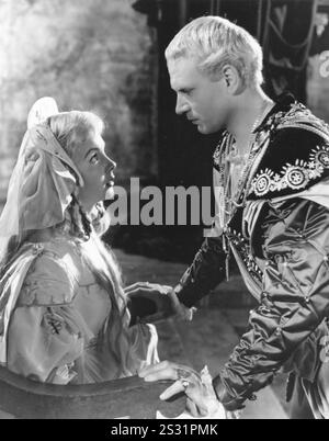 AMLETO LAURENCE OLIVIER NEL RUOLO DI AMLETO E JEAN SIMMONS NEL RUOLO DI OPHELIA UN FILM DI RANGO COME COPYRIGHT CARLTON INTERNATIONAL data: 1948 Foto Stock