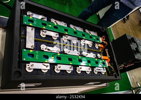 Celle a batteria per sistemi di alimentazione industriali con lunga durata. Foto Stock