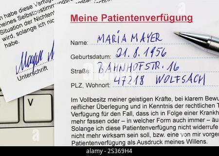Un testamento vivo in tedesco. Istruzioni per il medico o l'ospedale in caso di malattia terminale Foto Stock