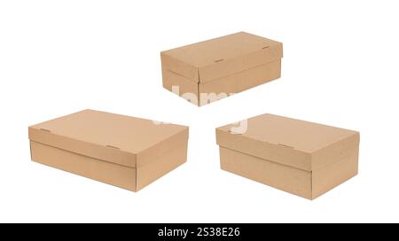 Scatole per scarpe semplici isolate su sfondo bianco. Semplici scatole per scarpe Foto Stock