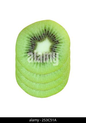 Fette di kiwi fresco isolate su bianco. Fette di kiwi fresco Foto Stock