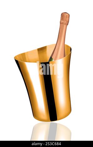 Bottiglia di champagne in secchio dorato isolato su sfondo bianco. Bottiglia di champagne in un secchio dorato Foto Stock