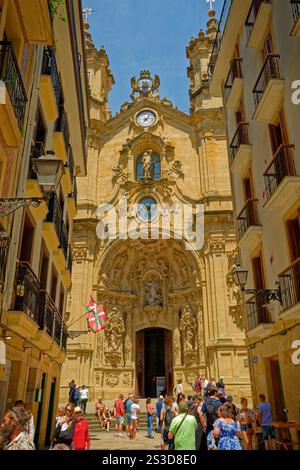 Basilica di Santa Maria di Coro (Coro) nella città vecchia (parte Vieja) di Donostia-San Sebastiano, capitale della provincia basca di Gipuzkoa, Spagna settentrionale. Foto Stock
