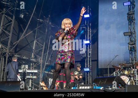 Toyah (Toyah Willcox) si esibisce al Rewind South 2023, a Temple Island Meadows, Henley-on-Thames, Inghilterra. REGNO UNITO. Domenica 20 agosto 2023 Foto Stock