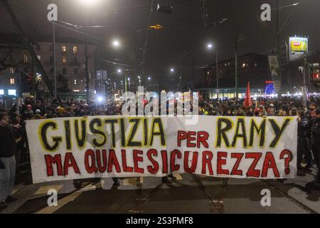 Milano, Italia. 9 gennaio 2025. Festa per ricordare Ramy Elgaml partita da Piazza XXIV maggio - Milano, Italia - Gioved&#xec;, 9 gennaio 2025 (foto Stefano porta/LaPresse) dimostrazione per ricordare rami Elgaml iniziata da Piazza XXIV maggio - Milano, Italia - giovedì 9 gennaio 2025 (foto Stefano porta/LaPresse) credito: LaPresse/Alamy Live News Foto Stock