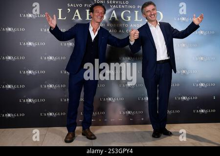 Roma, Italia. 9 gennaio 2025. Gli attori salvo Ficarra e Valentino Picone assistono al servizio fotografico del film "l'Abbaglio" al Cinema Barberini di Roma, il 9 gennaio 2025. Crediti: Insidefoto di andrea staccioli/Alamy Live News Foto Stock
