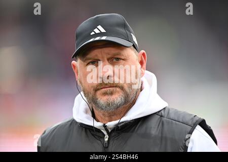 vor Spielbeginn: Allenatore Steffen Baumgart 1. FC Union Berlin FCU Ritratto 1) FC Heidenheim 1846 FCH vs 1. LE NORMATIVE DFL DEL FC UNION BERLIN FCU 11.01.2025 VIETANO QUALSIASI USO DI FOTOGRAFIE COME SEQUENZE DI IMMAGINI E/O QUASI-VIDEO Foto Stock