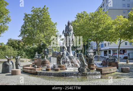 Kaiserbrunnen, Mainzer Tor, Kaiserslautern, Renania-Palatinato, Germania, Europa Foto Stock