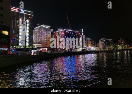 Busan, Corea del Sud - 25 maggio 2017: Il paesaggio urbano di Busan di notte. Foto Stock
