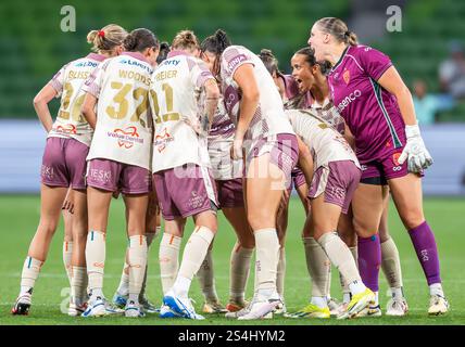 Melbourne, Australia. 11 gennaio 2025. Il Brisbane Roar si è addormentato prima della seconda metà dell'A-League Women 2024 round 11 tra il Melbourne City FC e il Brisbane Roar FC all'AAMI Park. Punteggio finale: Melbourne City 2:0 Brisbane Roar (foto di Olivier Rachon/SOPA Images/Sipa USA) credito: SIPA USA/Alamy Live News Foto Stock