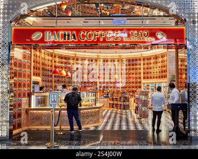 Bacha Coffee Cafe, specializzato in tradizionale caffe' di moka marocchina all'interno del centro commerciale Exchange TRX. Kuala Lumpur, Malesia. Foto Stock