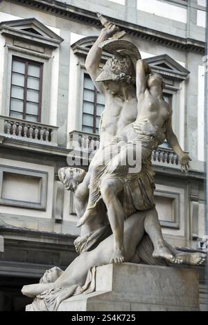 Italia, Toscana, Firenze. Statue in Piazza della Signoria, Austria, Europa Foto Stock