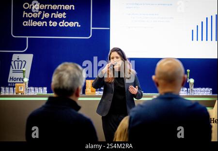 AMSTERDAM - il presidente Marijke Vuik di Koninklijke Horeca Nederland (KHN) terrà una conferenza stampa prima dell'apertura dell'Horecava. Tra le altre cose, Vuik annuncerà i dati attuali e presenterà nuovi sviluppi nel settore alberghiero. ANP ROBIN UTRECHT netherlands Out - belgio Out Foto Stock