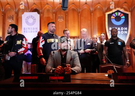Foto del file del 23/10/24 di Tyson Fury. Tyson Fury ha affermato di essersi ritirato dal pugilato in un video post sui social media. Il 36enne ex campione del mondo dei pesi massimi ha perso il suo secondo incontro con l'attuale detentore del titolo Oleksandr Usyk il mese scorso in Arabia Saudita. Data di pubblicazione: Lunedì 13 gennaio 2025. Foto Stock