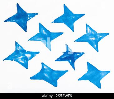 Mano astratto modello disegnato su carta bianca da blue pennarello - semplice ornamento da quattro a forma appuntita stelle Foto Stock