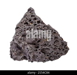 primo piano di un campione di minerale naturale proveniente dalla raccolta geologica - roccia di pomice nera ruvida isolata su sfondo bianco. Roccia di pomice nera ruvida Foto Stock