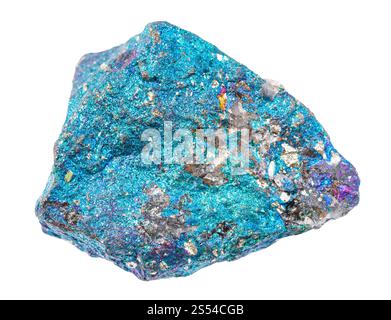 primo piano del campione di minerale naturale proveniente dalla raccolta geologica - roccia calcopitrite blu non lucidata isolata su sfondo bianco. blu non lucido Foto Stock