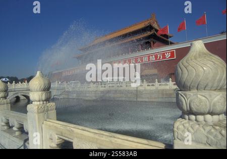 L'edificio anteriore e l'entrata della città Proibita e del Palazzo Imperiale in Piazza Tiananmen a Pechino in Cina. Cina, Pechino, ottobre, Foto Stock