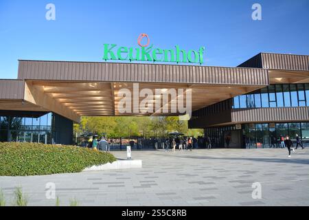 Lisse, Paesi Bassi - 3 maggio 2023: Ingresso al giardino Keukenhof di Lisse, Olanda. Keukenhof è un paradiso primaverile di tulipani. Foto Stock