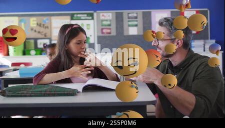 Immagine di icone emoji su diverse studentesse e insegnanti che contano Foto Stock