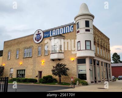 Ristorante locale in un edificio storico, Menominee, Michigan Foto Stock