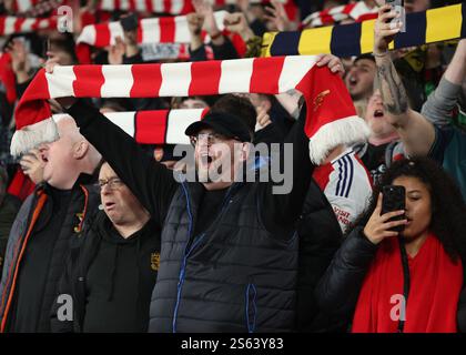 Londra, Regno Unito. 15 gennaio 2025. Tifosi dell'Arsenal durante la partita di Premier League all'Emirates Stadium di Londra. Il credito per immagini dovrebbe essere: David Klein/Sportimage Credit: Sportimage Ltd/Alamy Live News Foto Stock