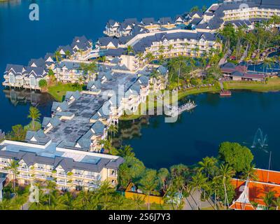 Vista aerea del lussuoso complesso turistico di Phuket, Thailandia Foto Stock