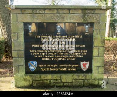 Un memoriale a Bob Paisley, uomo locale e allenatore della squadra di calcio del Liverpool, a Hetton-le-Hole, Inghilterra, Regno Unito Foto Stock