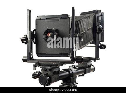 Telecamera a pellicola di grande formato, isolata su sfondo bianco. Foto Stock