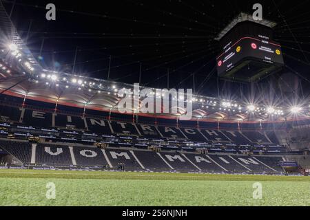 Francoforte, Germania. 17 gennaio 2025. Francoforte, Germania, 17 gennaio 2025: Stadio di Eintracht Francoforte prima della partita di calcio 1.Bundesliga tra Eintracht Francoforte e Borussia Dortmund al Deutsche Bank Park di Francoforte, Germania Philipp Kresnik (Philipp Kresnik/SPP) credito: SPP Sport Press Photo. /Alamy Live News Foto Stock