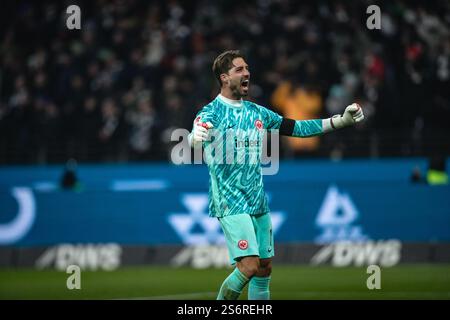 Francoforte, Germania. 17 gennaio 2025. Francoforte, Germania, 17 gennaio 2025 FRANCOFORTE, GERMANIA - 17 GENNAIO: In azione durante la partita di Bundesliga tra Eintracht Francoforte e Borussia Dortmund al Deutsche Bank Park il 17 gennaio 2025 a Francoforte, Germania. (Foto di Dan o' Connor/ATPImages) Dan o' Connor (Dan o' Connor/ATP Images/SPP) crediti: SPP Sport Press Photo. /Alamy Live News Foto Stock