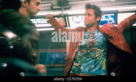EDWARD NORTON e BRAD PITT in FIGHT CLUB (1999), diretto da DAVID FINCHER. Crediti: 20TH CENTURY FOX / album Foto Stock