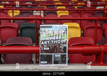 Londra, Regno Unito. 18 gennaio 2025. Il programma del giorno della partita durante la partita di Premier League Brentford vs Liverpool al Gtech Community Stadium, Londra, Regno Unito, 18 gennaio 2025 (foto di Alfie Cosgrove/News Images) a Londra, Regno Unito, il 18 gennaio 2025. (Foto di Alfie Cosgrove/News Images/Sipa USA) credito: SIPA USA/Alamy Live News Foto Stock