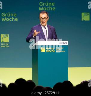 CEM Özdemir bei der Eröffnungsfeier der Blumenhalle auf der Grünen Woche 2025. *** CEM Özdemir alla cerimonia di apertura della sala dei Fiori alla settimana Verde 2025 Foto Stock