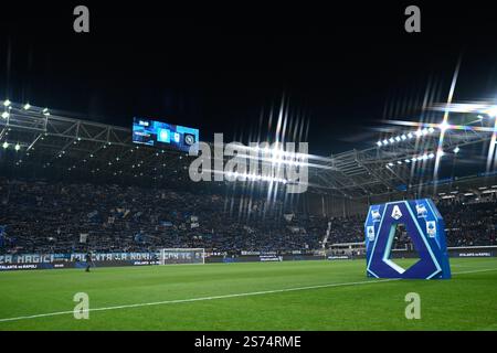 Bergamo, Italia. 18 gennaio 2025. Tifosi dell'Atalanta BC durante la partita di calcio di serie A tra l'Atalanta BC e il Napoli del 18 gennaio 2025 allo stadio Gewiss di Bergamo, Italia crediti: Tiziano Ballabio/Alamy Live News Foto Stock