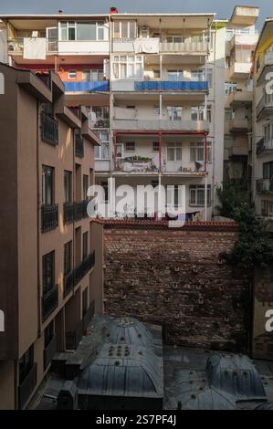Siti intorno a Galata e Sirkeci nella storica Istanbul, Turchia Foto Stock