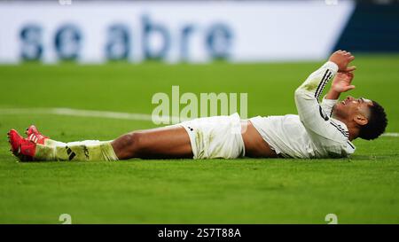 Madrid, Spagna. 20 gennaio 2025. Jude Bellingham del Real Madrid durante la partita della Liga EA Sports tra il Real Madrid e l'UD Las Palmas giocata allo stadio Santiago Bernabeu il 19 gennaio 2025 a Madrid, Spagna. (Foto di Bagu Blanco/PRESSINPHOTO) credito: PRESSINPHOTO SPORTS AGENCY/Alamy Live News Foto Stock