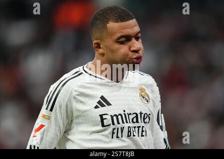 Madrid, Spagna. 20 gennaio 2025. Kylian Mbappe del Real Madrid durante la partita della Liga EA Sports tra Real Madrid e UD Las Palmas giocata allo stadio Santiago Bernabeu il 19 gennaio 2025 a Madrid, Spagna. (Foto di Bagu Blanco/PRESSINPHOTO) credito: PRESSINPHOTO SPORTS AGENCY/Alamy Live News Foto Stock