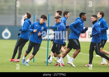 Brugge, Belgio. 20 gennaio 2025. Giocatori del club nella foto durante una sessione di allenamento del belga Club Brugge KV, lunedì 20 gennaio 2025 a Brugge. Domani giocheranno contro il club italiano Juventus, nella settima giornata (su 8) della fase di UEFA Champions League. BELGA PHOTO BRUNO FAHY credito: Belga News Agency/Alamy Live News Foto Stock