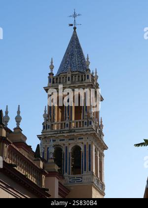 La chiesa Real Parroquia de Señora Santa Ana nel quartiere Triana di Siviglia Foto Stock
