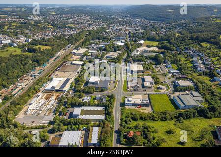 Vista aerea, zona industriale di Rosendahler Straße, binari ferroviari, Gevelsberg, zona della Ruhr, Renania settentrionale-Vestfalia, Germania Foto Stock