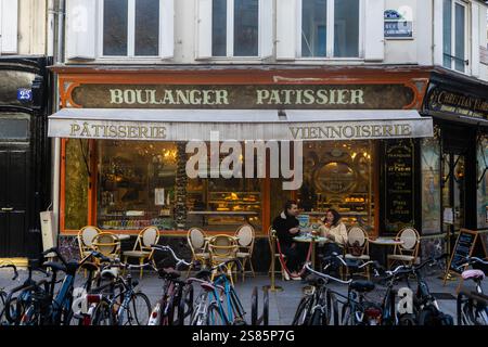 Terrazza di pasticceria in Rue Francois Miron, Parigi, Francia Foto Stock